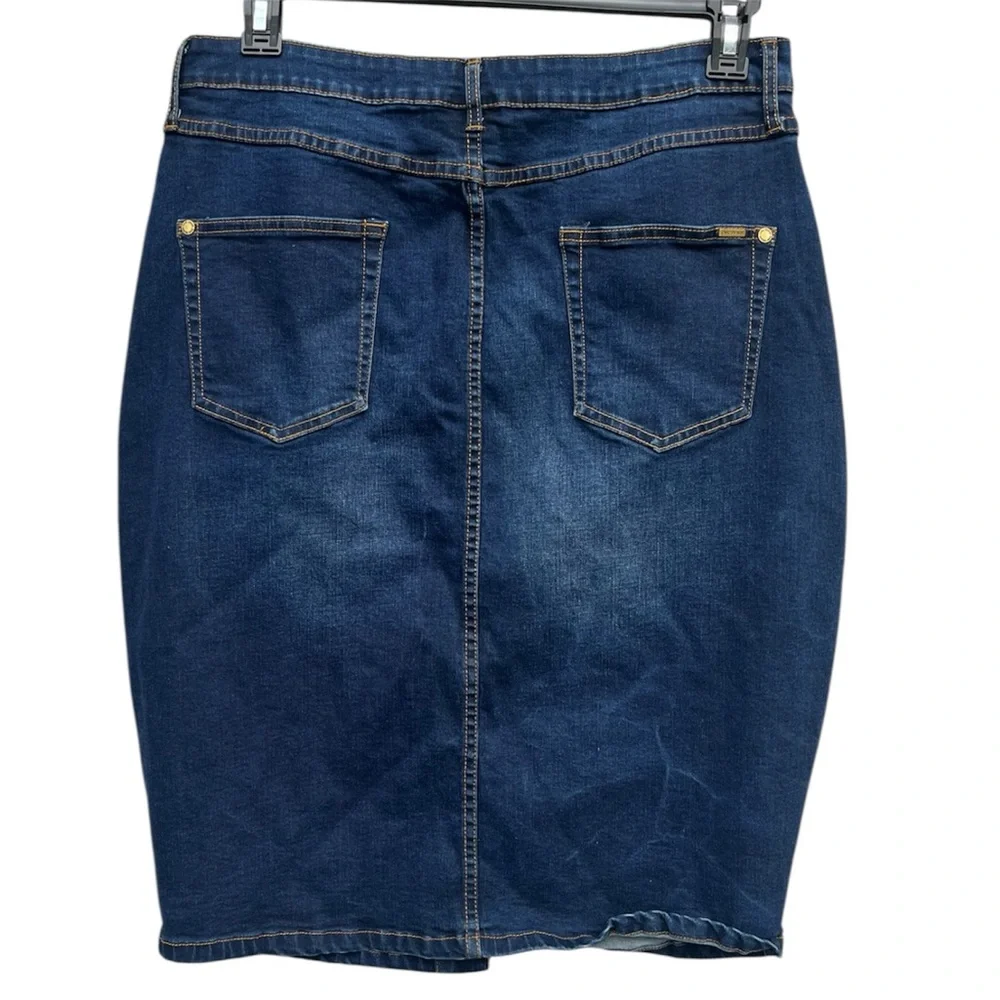 City Chic Dark Blue Denim Pencil Midi Skirt Size 16 (34” waist) Pockets Y2K - Picture 2 of 2